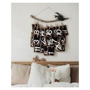 Venta caliente Calendarios de Adviento de cristal Calendario de Adviento vacío personalizado Calendario de Adviento de madera para niños - Product Image 1