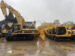 Nouveau prix pour la pelle sur chenilles Caterpillar d'occasion CAT 330BL en bon état et bon prix à vendre - Product Image 4