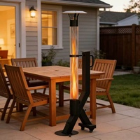Chauffe-terrasse moderne à granulés, chauffage extérieur avec tube en verre résistant à la chaleur, base noire thermolaquée, équipé de 2 roues