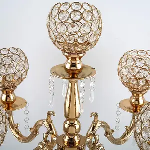 Candelabri a 5 braccia candelieri in cristallo di metallo dorato per portacandele Tealight centrotavola classico per feste di matrimonio