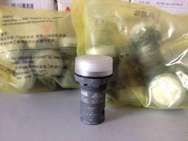 New new LED indicator CL2-523C white 230VAC