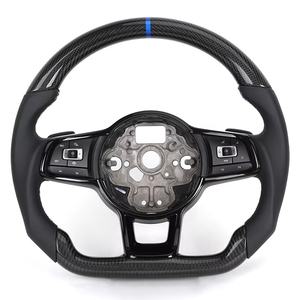 Volant de direction complet en carbone rouge OEM pour Volkswagen VW MK7 GTI <span class=keywords><strong>Golf</strong></span> R 2016 - Product Image 2