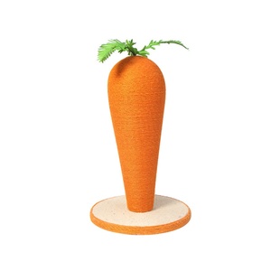 Lüks Kedi Tırmalama Direği, Sisal Havuç Oyuncaklı - Yavru Kediler için İnteraktif Tırmanma Direği - Product Image 1