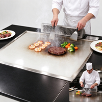 Table de Teppanyaki Électrique de Luxe Noire à 7 Places avec Évacuation des Fumées par Aspiration pour Hôtels et Restaurants