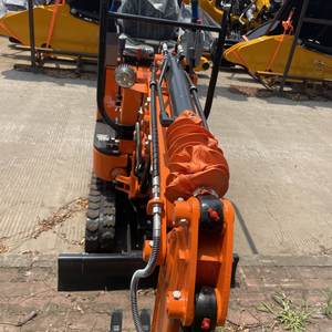 Mini-excavatrice sur chenilles LONKING CDM6010, 1 tonne, excavatrice hydraulique avec moteur, pompe et boîte de vitesses pour travaux agricoles, aménagement paysager et construction - Product Image 4