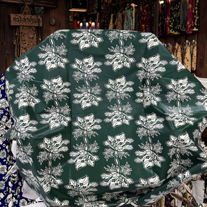Penjualan Panas Kain Cetak Lilin Afrika 100% Katun Asli Motif Batik Bergaya Rib untuk Anak Laki-laki dengan Fitur Blackout dan Fusible