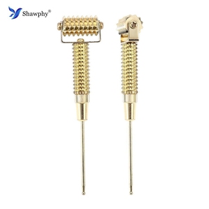 Rouleau de réflexologie faciale multifonctionnel en métal à pointes, stylo de massage des points d'<span class=keywords><strong>acupuncture</strong></span>, sonde à <span class=keywords><strong>aiguille</strong></span> en cuivre pour le raffermissement du <span class=keywords><strong>visage</strong></span> et les soins de santé - Product Image 4