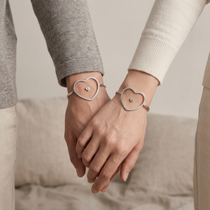 Bracciale di Tendenza 2026 per Coppie, OEM in Acciaio Inossidabile con Design a Lucchetto a Cuore, Gioielli Placcati Oro, Vendita all'Ingrosso USA UK CA DE - Product Image 1