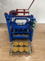 Convient pour l'atelier de production de blocs, type 4-35, fabrication de briques semi-automatique pour la construction routière, le pavage des cours et les murs de clôture.