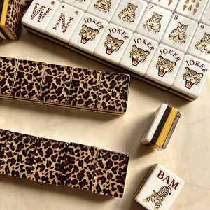 Juego de Mahjong Americano de Lujo con Estampado de Leopardo, 160 Piezas, Fichas de Mahjong Acrílicas Personalizadas, Diseño de Pantera con Flores en Relieve Dorado - Product Image 3