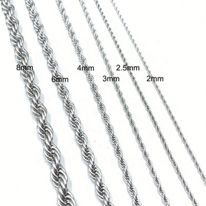 Collier chaîne en corde minimaliste plaqué or 18 carats en acier inoxydable, vente en gros - Product Image 5
