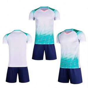 เสื้อฟุตบอลขายส่งสำหรับผู้ใหญ่ เสื้อฟุตบอลสั่งทำชื่อและโลโก้ ระบายอากาศได้ดี คอวี แขนสั้น แห้งเร็ว สำหรับทุกเพศ ป้องกันแบคทีเรีย - Product Image 5