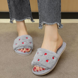 Zapatillas Cálidas de Felpa con Forro de Lana Artificial para Mujer, Diseño Abierto, Antideslizantes, para el Hogar, Estilo Lindo y Femenino, Ideales para las Cuatro Estaciones - Product Image 2