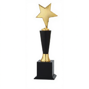 Trofeo Estrella con Acabado Dorado y Base Negra Modelo 604, 14.75 Pulgadas de Altura, Diseño Duradero, Grabado, Portátil para Deportes y Juegos - Product Image 1