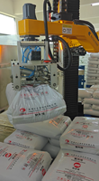 Manipulateur de sacs tissés en PP, robot de déchargement de sacs de 25 kg, machine de chargement automatique de granulés pour l'entrée des granulés dans les silos de mélange