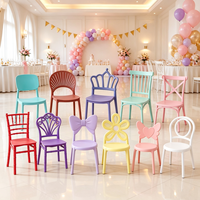 Chaise d'enfant portable en plastique moderne et minimaliste avec dossier à nœud papillon, prix de gros usine, pour fêtes et banquets en extérieur