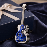Clip diffuseur de parfum pour voiture en forme de guitare, aromathérapie aux huiles essentielles, déco pour mélomanes