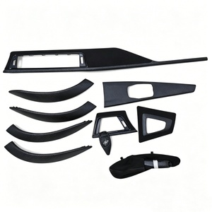 Set di 10 Pezzi in Fibra di Carbonio per Interni BMW Serie 3 F07 F10 F15 F22 F30 F34 F36 F82 F87, Copertura Decorativa per Cruscotto Stile M - Product Image 1
