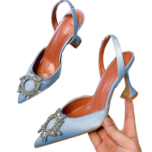 Escarpins blancs tendance en cristal et diamant pour femme – Talon haut de qualité avec bride arrière et bout couvert pour l'été - Product Image 1