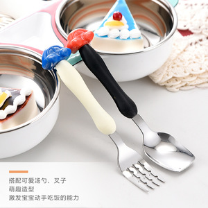 Juego de platos infantiles de acero inoxidable con forma de coche, con tenedor y cuchara, para niños de 2 a 4 años - Product Image 2