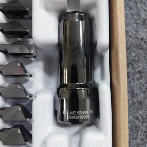 OTT-JAKOB Tirants à boulons 95.600.037.2.6 en acier au tungstène pour broche de machine-outil - Product Image 4