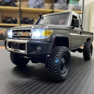 Voiture RC à l'échelle 1/12 MN82 PRO 2.4G 4x4 Tout-Terrain, Camion Pick-up Version Améliorée MN-82 PRO avec Phares Contrôlables - Product Image 3