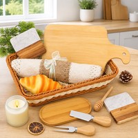 Coffret cadeau pour la nouvelle maison, bougie parfumée, planche à découper en bambou, ensemble de savons, serviettes, coffret cadeau de déménagement avec emballage personnalisé