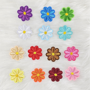 Parches Bordados con Diseño Personalizado de Flores 3D en Crochet, Ecológicos, de Fieltro No Tejido, con Patrón de Mariposas Florales - Product Image 4
