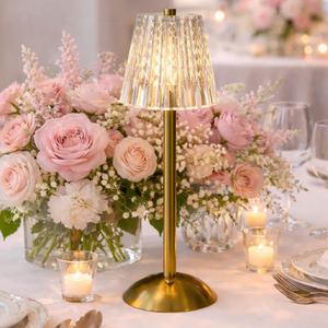 Lampe de table LED sans fil <span class=keywords><strong>rechargeable</strong></span> en or de luxe moderne avec abat-jour en cristal pour mariage, restaurant, dîner, lumière d'ambiance - Product Image 1