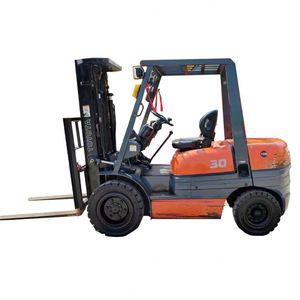 Cheap Price for 6F/7F 2T/3T Used Three-Door Diesel Heavy Duty Forklift 3 Stage Mast Side-Moving Outdoor Pavement <b>Transport</b> - Product Image 1