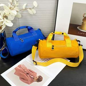 Sac de sport cylindrique pour hommes, en tissu Oxford, 20-35L, fourre-tout de voyage, bandoulière, couleur unie, printemps 2023 - Product Image 3