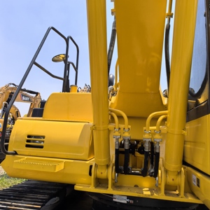 Excavadora usada Komatsu PC210 de 20 toneladas, excavadora de cadenas para contratistas de movimiento de tierras y proyectos de carreteras - Product Image 6