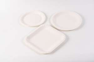 ゴールドフォイルパーティーセット,カスタムモノグラムペーパープレート & カップMr & Mrs Branding - Product Image 3