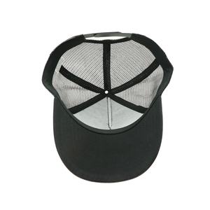 Gorras de Béisbol Unisex al por Mayor, Personalizadas con Parche de Goma con Impresión 3D, Logotipo Bordado, Gorras Trucker de Malla Negra - Product Image 6