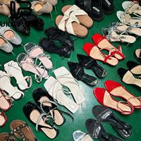 S15 Chaussures de Mode pour Femme d'Occasion en Gros Vrac Prix Moins Cher Balles de Chaussures Mixtes d'Occasion à Vendre Jolis Talons de Seconde Main pour Femmes
