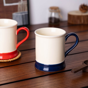 แก้วเซรามิคพิมพ์ลายตัวอักษร สีขาว แดง น้ำเงิน แก้วเดี่ยวสำหรับกาแฟ นม อาหารเช้า - Product Image 1