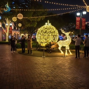 Décorations lumineuses de Noël personnalisées sur le thème des familles de rennes, résistantes à l'eau, pour parcs urbains et festivals - Product Image 6