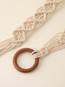 Offerta Speciale Personalizzata: Cintura Larga da Donna in Stile Etnico con Fibbia Rotonda in Legno e Lunga Nappa, Intrecciata a Mano con Corda Cerata - Product Image 3