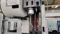 Fraiseuse et perceuse automatique pour profilés en aluminium