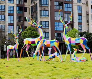 Estatua de Ciervo Geométrica Colorida de Fibra de Vidrio de Tamaño Real, Arte de Resina y Fibra de Vidrio para Decoración de Centros Comerciales - Product Image 6