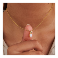 Nuevo collar con colgante de circón con piedra natal del zodiaco de acero inoxidable, collar de cadena de clavícula chapado en oro de 18 quilates para mujer, venta al por mayor