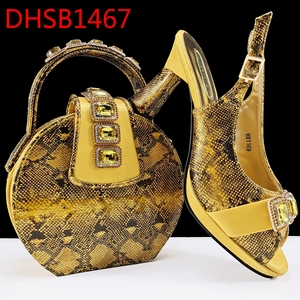 <span class=keywords><strong>Sandali</strong></span> da donna <span class=keywords><strong>con</strong></span> <span class=keywords><strong>tacco</strong></span> alto in pelle PU africana di alta qualità e pochette abbinata <span class=keywords><strong>con</strong></span> pietre, fornitore cinese - Product Image 4