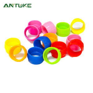 แหวนซิลิโคนหลากสีสันสำหรับงานปาร์ตี้เพื่อความสนุกสนานและการใช้งานที่แปลกใหม่ - Product Image 2