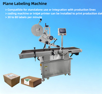 Machine d'étiquetage automatique à plat avec système d'impression en ligne pour les étiquettes de codes-barres, de codes QR et de numéros de série