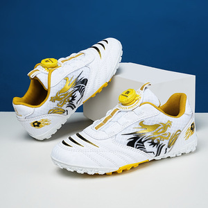 Chaussures de football pour enfants, tige en mesh, semelle extérieure en caoutchouc, boucle rotative, crampons, entraînement pour garçons et filles, semelle intermédiaire en EVA pour l'été - Product Image 2