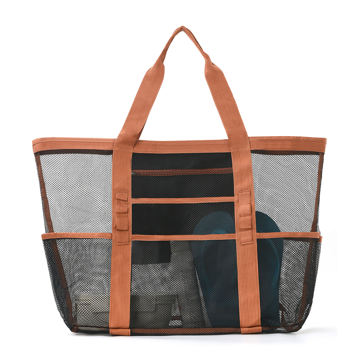 Grande, marrón oscuro.