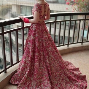 -สง่างาม-เจ้าสาว-Koti กับ Lehenga พร้อมชุดเส้นทางที่มีการตกแต่งที่หรูหราในงานหินลูกปัดแก้วคริสตัลสำหรับงานแต่งงาน = 2021 - Product Image 1