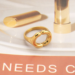 Thời Trang Tối Giản Nhẫn Hình Học Nhẫn Thép Không Gỉ Đôi C Không Thường Xuyên Hollow out <span class=keywords><strong>Lip</strong></span> Hình Dạng Vòng Đồ Trang Sức Phụ Nữ - Product Image 5