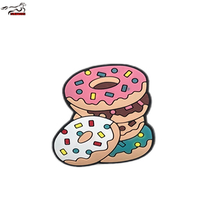 Mustang personalizado Pvc lujo personalizar Popular colorido fiesta favores <span class=keywords><strong>Dunkin</strong></span> Donuts comida encantos zapato a granel encanto - Product Image 3