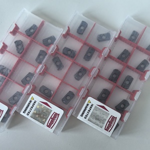 LNMU0303ZER-MJ AH130 Plaquitas de Carburo Cuadradas Originales Tungaloys de 20mm con Recubrimiento PVD CVD para Herramientas de Torneado CNC para Piezas de Acero - Product Image 3